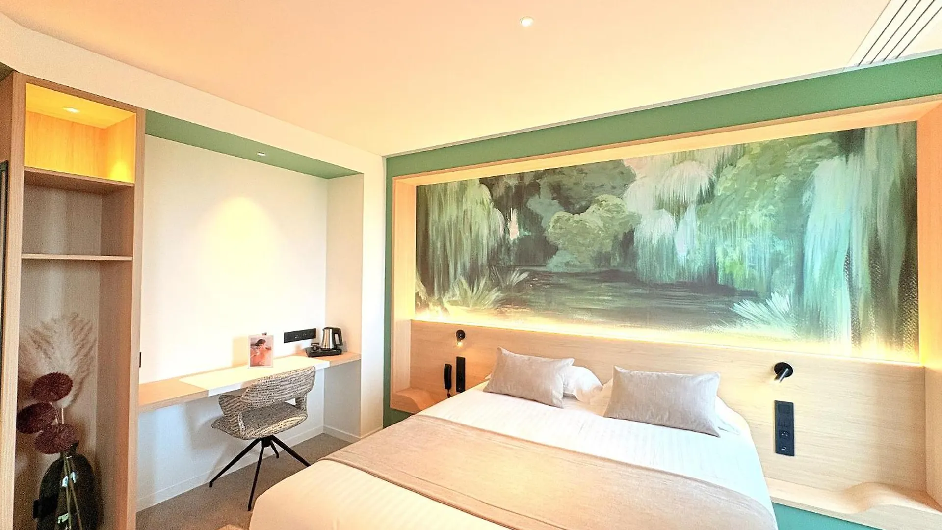 Brit Hotel Piscine & Spa - Fougeres Lecousse