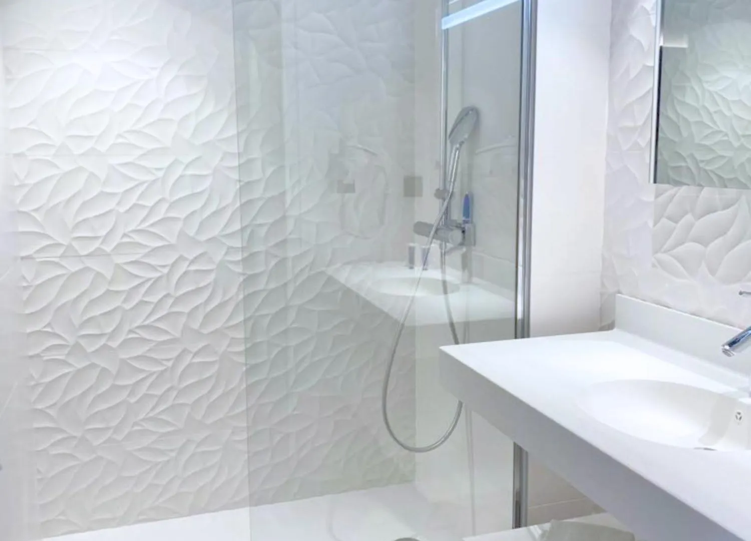 Brit Hotel Piscine & Spa - Fougeres Lecousse