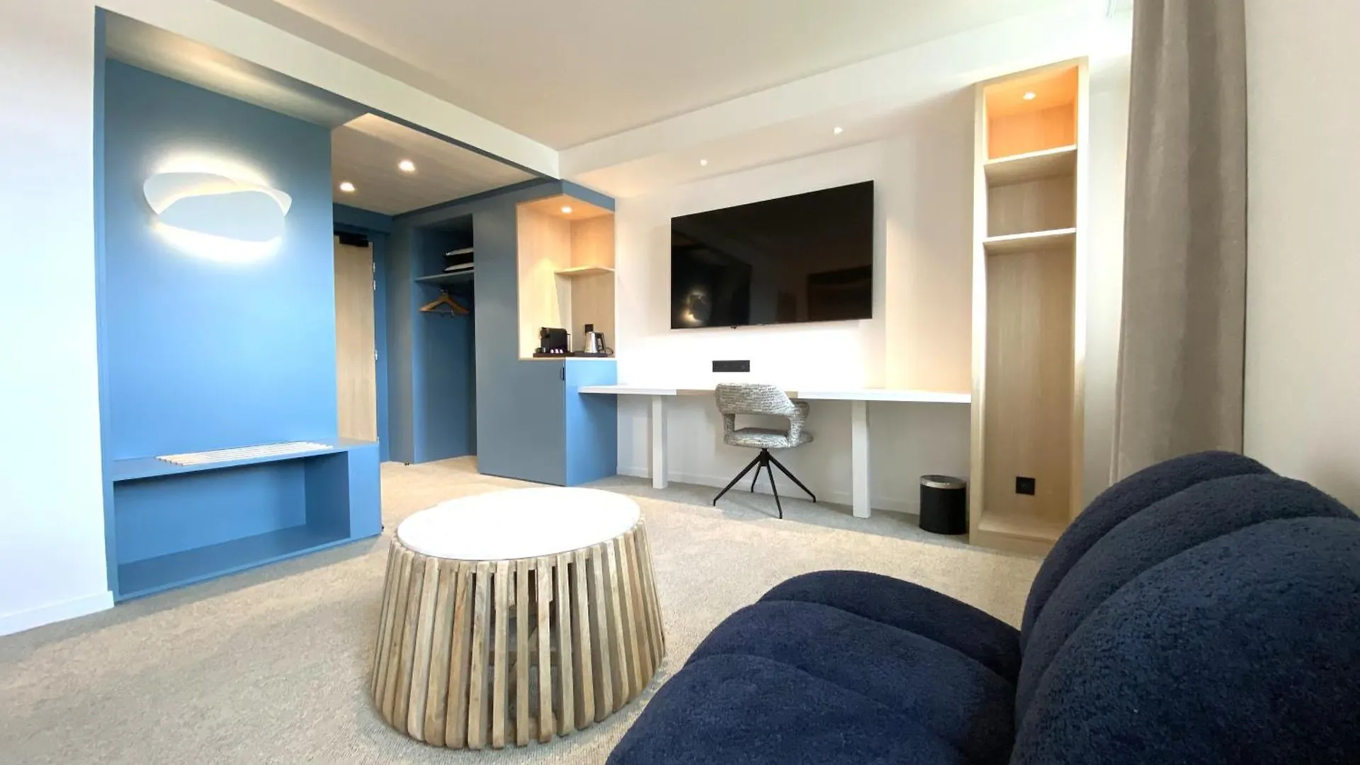 Brit Hotel Piscine & Spa - Fougeres Lecousse
