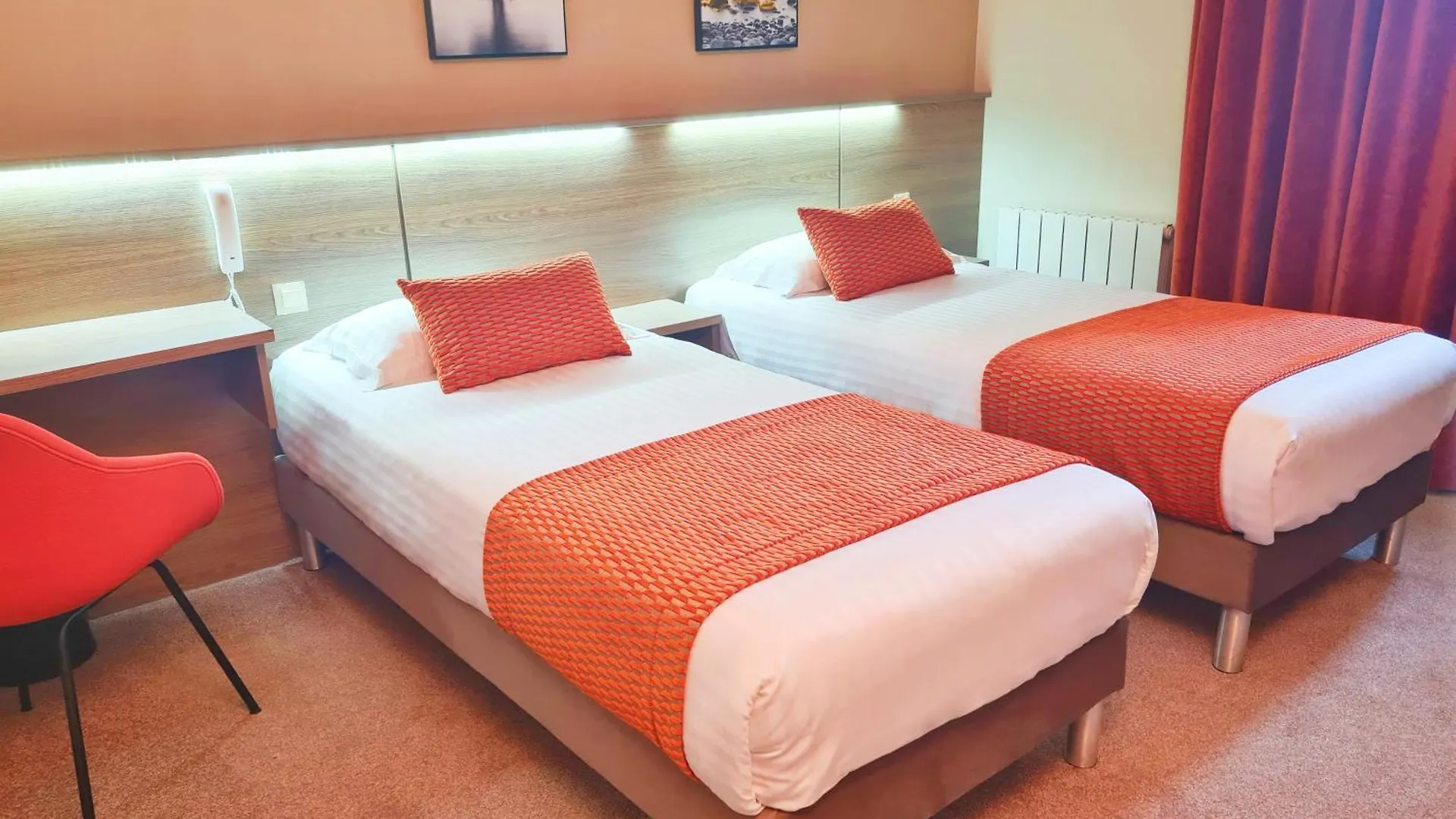 Brit Hotel Piscine & Spa - Fougeres Lecousse