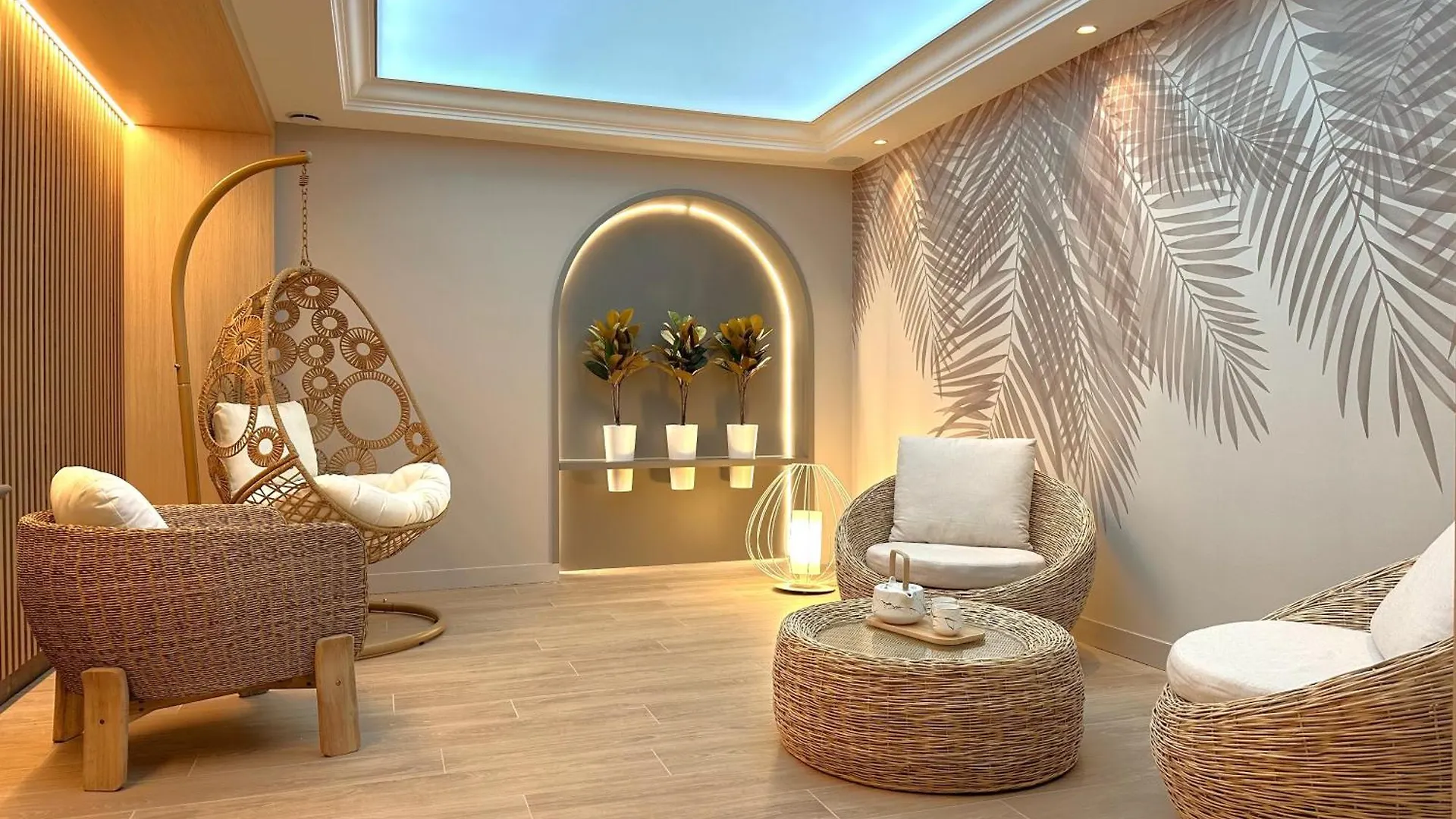 Brit Hotel Piscine & Spa - Fougeres Lecousse